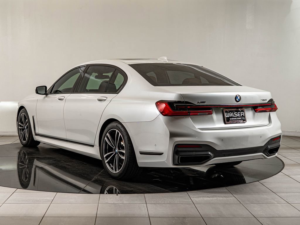 Used 2022 BMW 750i xDrive w/ Autobahn Package AWD/4WD image 7