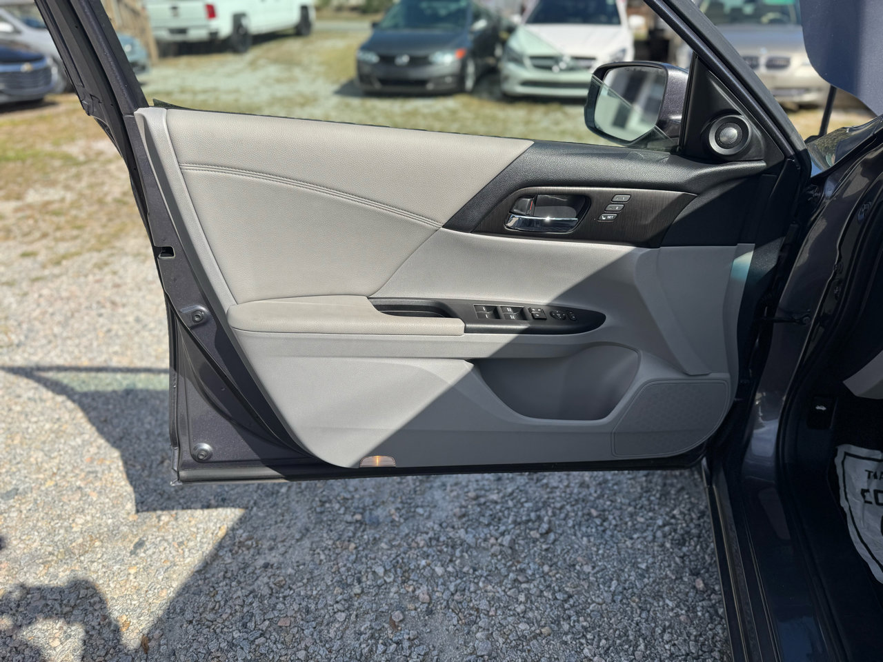 Used 2013 Honda Accord Touring image 18