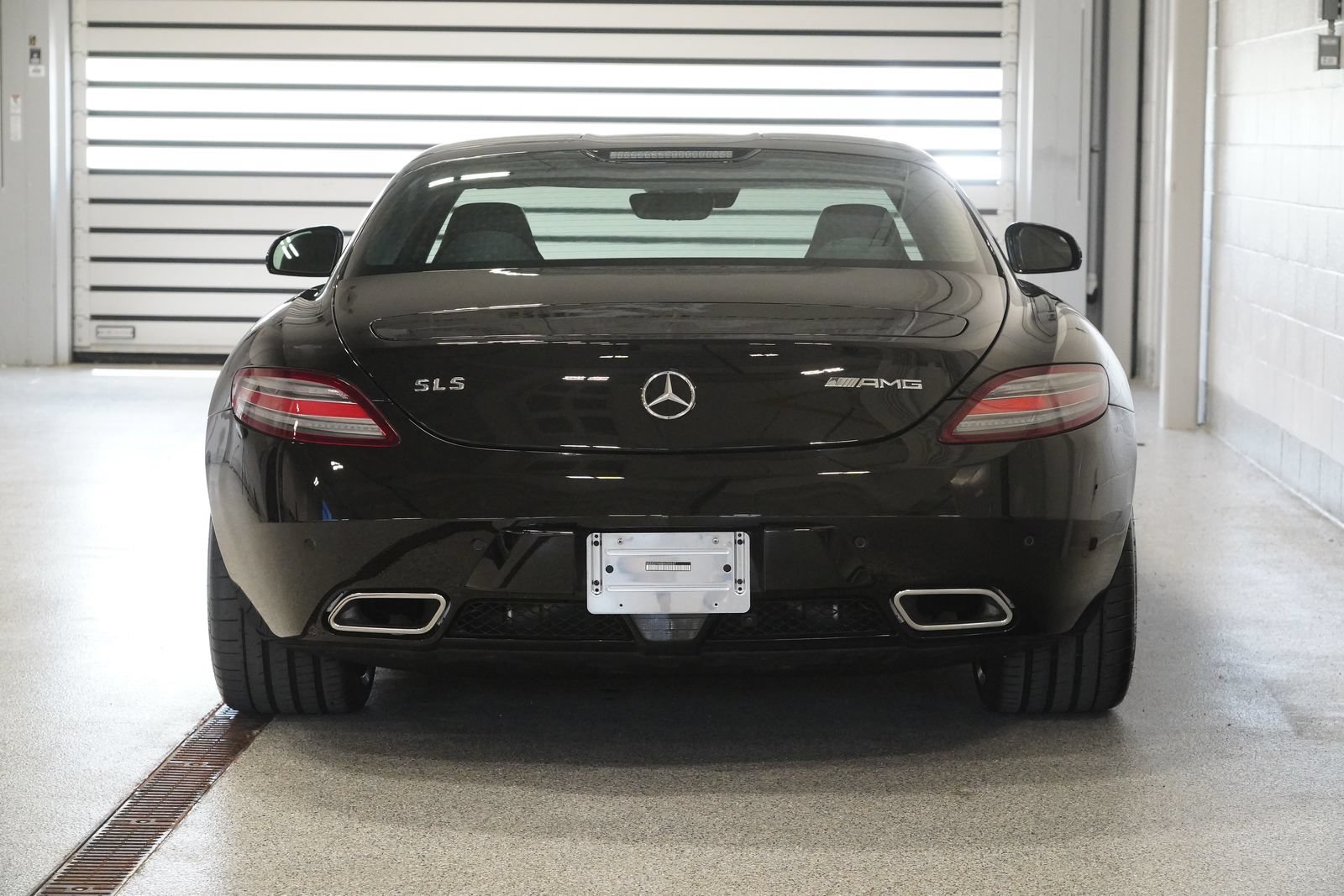 Used 2011 Mercedes-Benz SLS AMG Coupe image 6