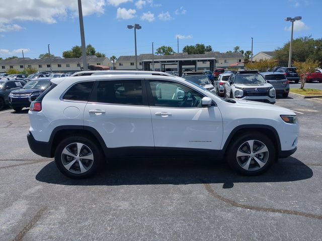 Used 2021 Jeep Cherokee Limited w/ Elite Package AWD/4WD image 5