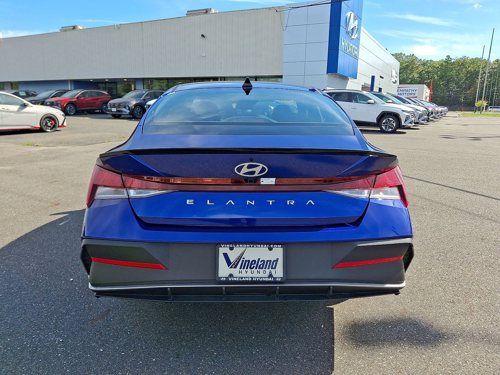 Used 2025 Hyundai Elantra Sport image 28