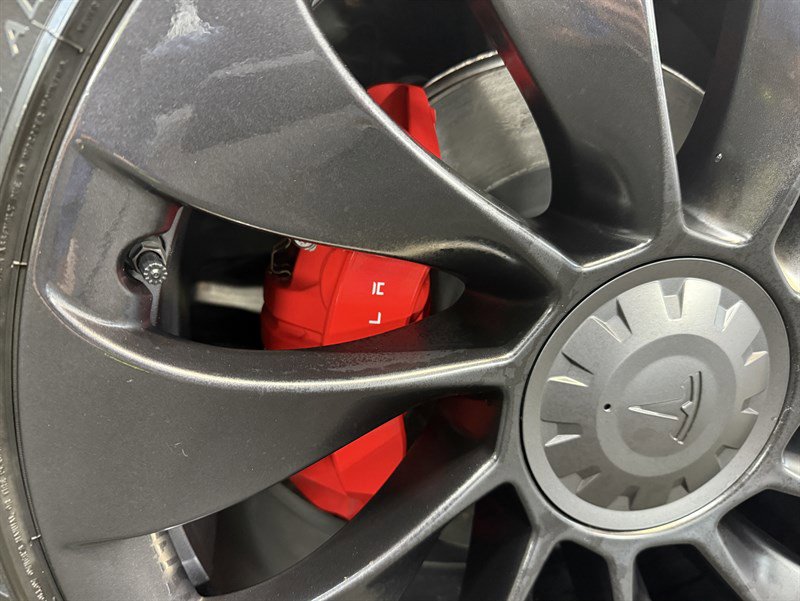 Used 2022 Tesla Model Y Performance image 34