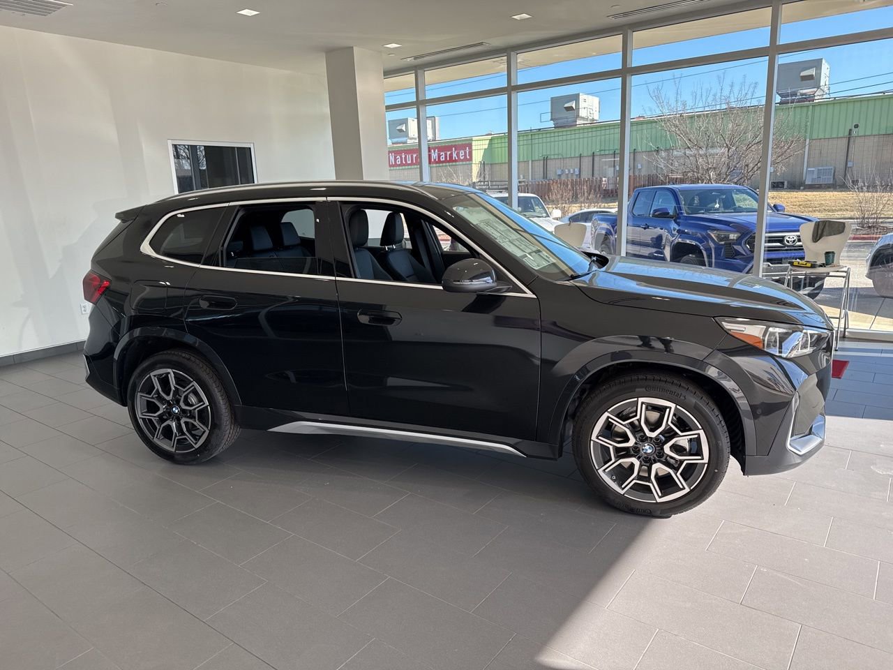 New 2026 BMW X1 xDrive28i w/ Convenience Package image 1