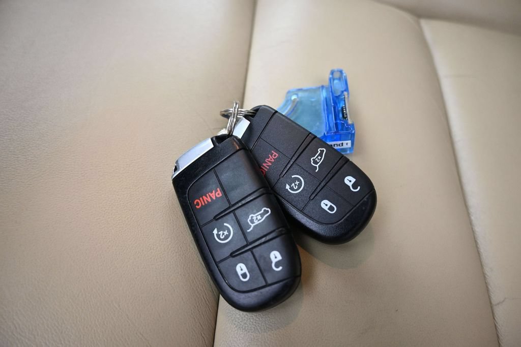 Used 2019 Jeep Grand Cherokee Limited AWD/4WD image 55