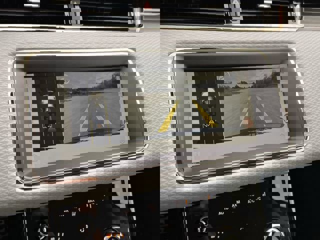 Used 2022 Land Rover Range Rover Evoque R-Dynamic S image 17