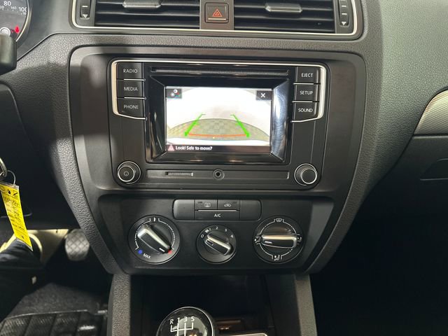 Used 2017 Volkswagen Jetta S image 22