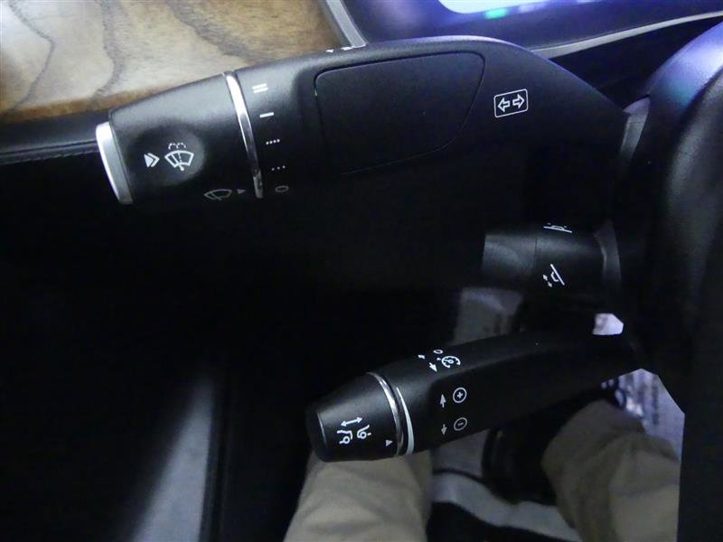 Used 2018 Tesla Model S 100D image 18