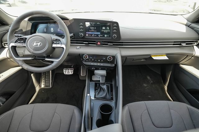 New 2026 Hyundai Elantra Sport FWD image 14