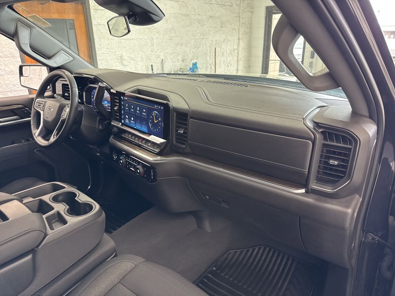 Used 2023 Chevrolet Silverado 1500 RST image 45