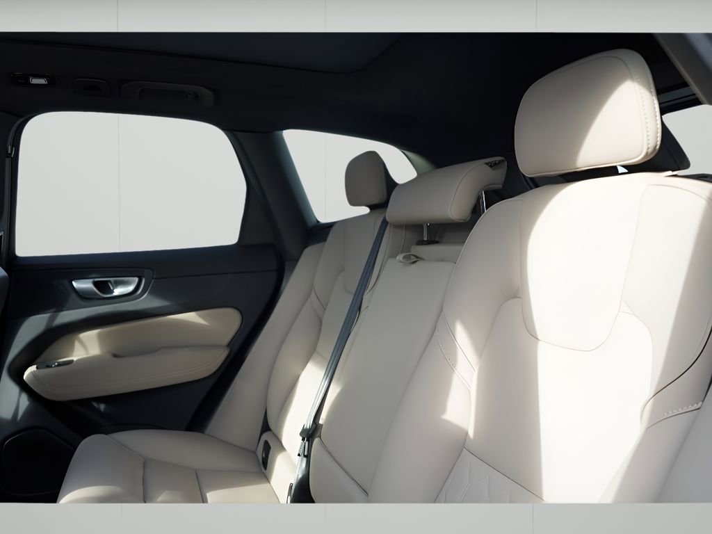 New 2026 Volvo XC60 B5 Plus w/ Protection Package Premier AWD/4WD image 19