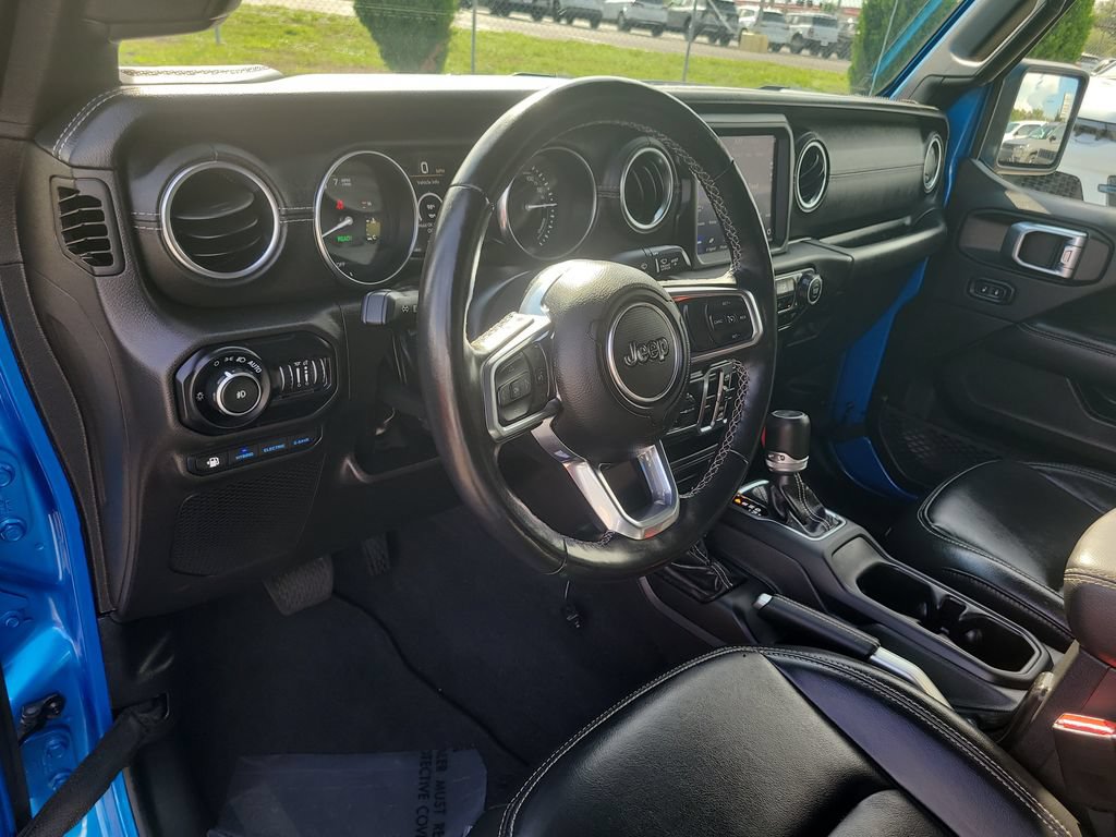 Certified 2022 Jeep Wrangler Unlimited Sahara w/ Cold Weather Group AWD/4WD image 18