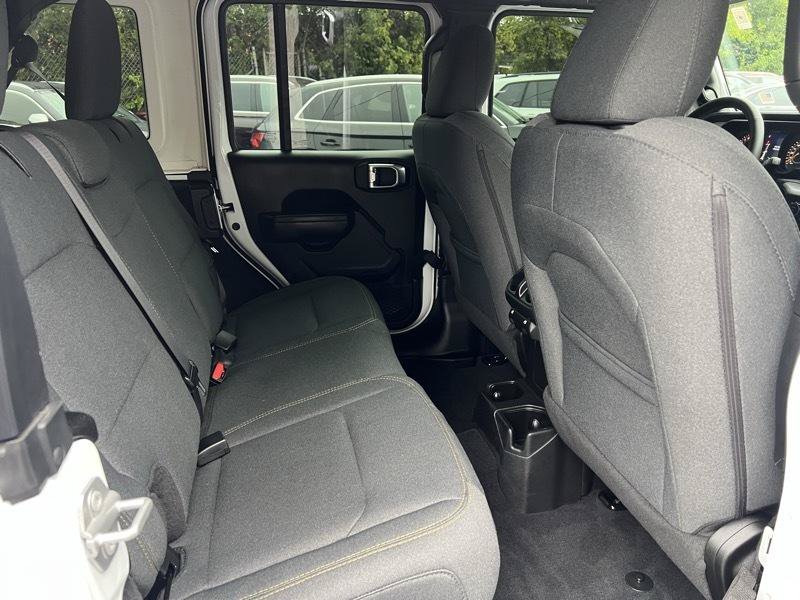Used 2025 Jeep Wrangler Unlimited Sport AWD/4WD image 8