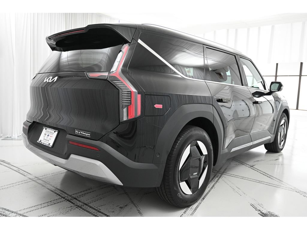 New 2026 Kia EV9 Wind image 7