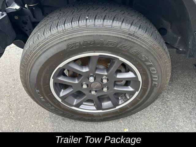 Certified 2022 Jeep Gladiator Overland w/ Trailer Tow Package AWD/4WD image 12