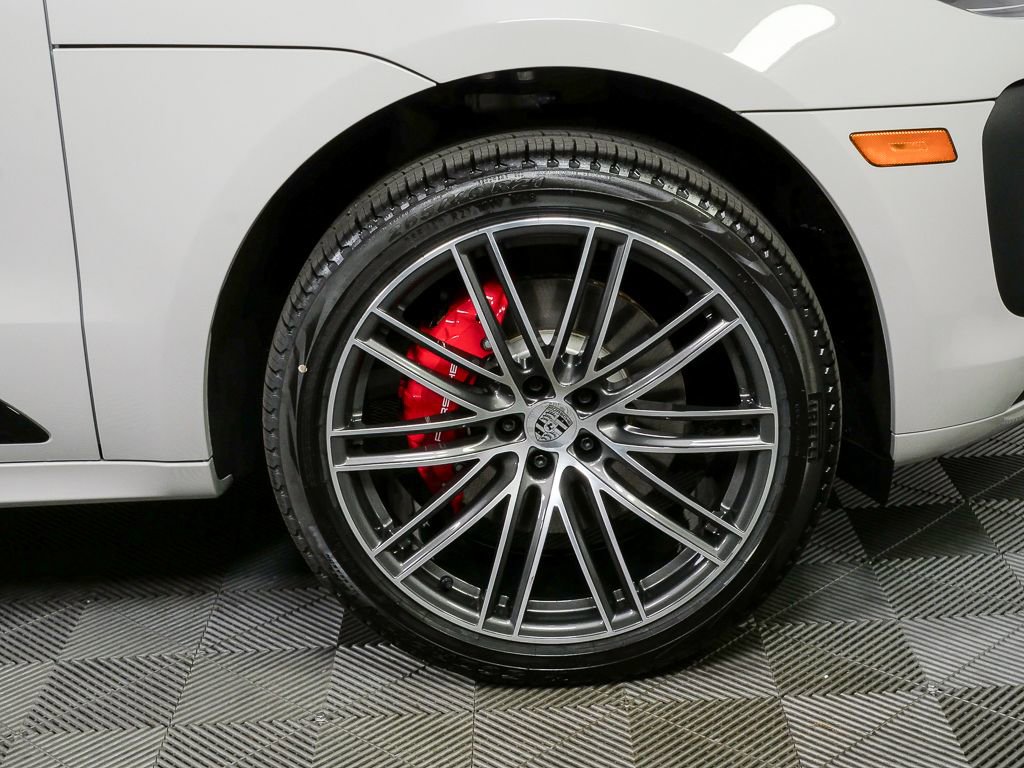 New 2026 Porsche Macan S AWD/4WD image 40