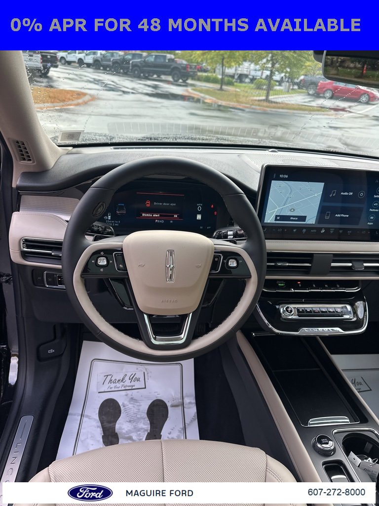 New 2025 Lincoln Corsair AWD w/ Equipment Group 101A image 15