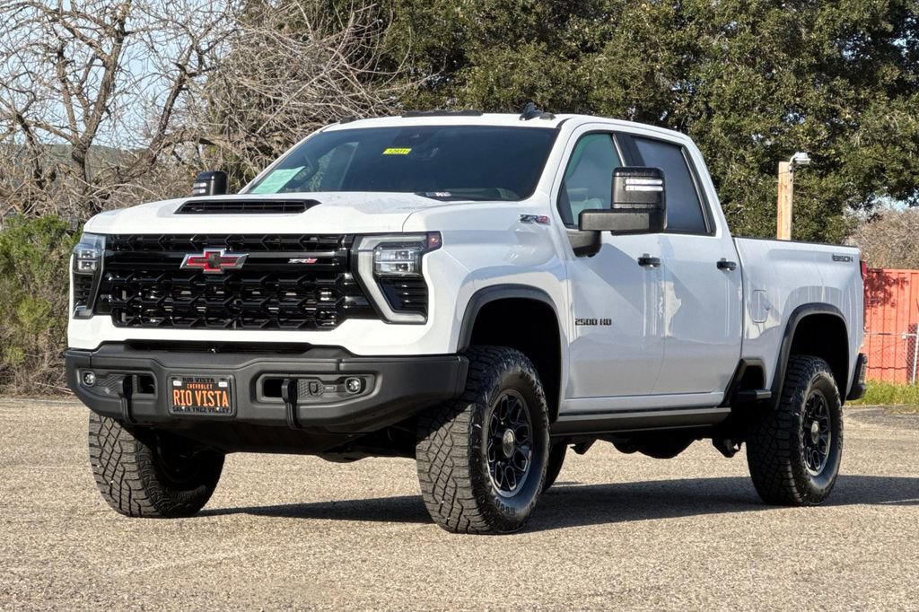 Certified 2024 Chevrolet Silverado 2500 ZR2 w/ ZR2 Bison Edition image 8