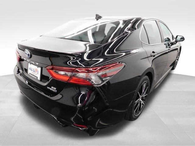 Used 2024 Toyota Camry SE image 15