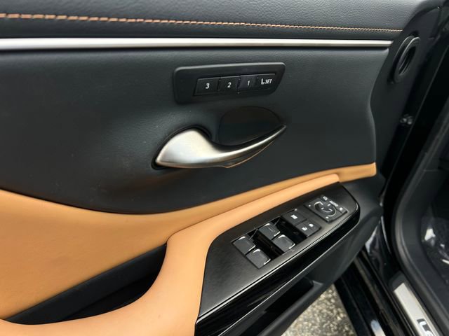Used 2024 Lexus ES 350 350 image 11