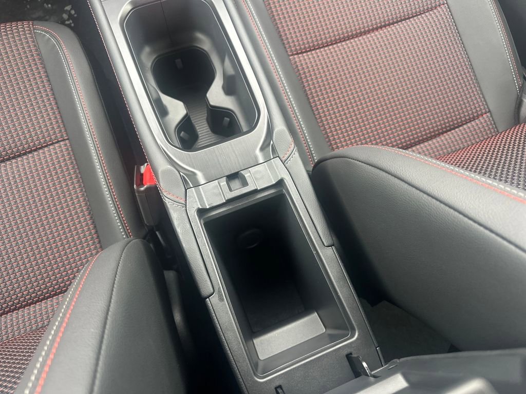 New 2026 Nissan Kicks SR w/ Cold Weather Package image 28