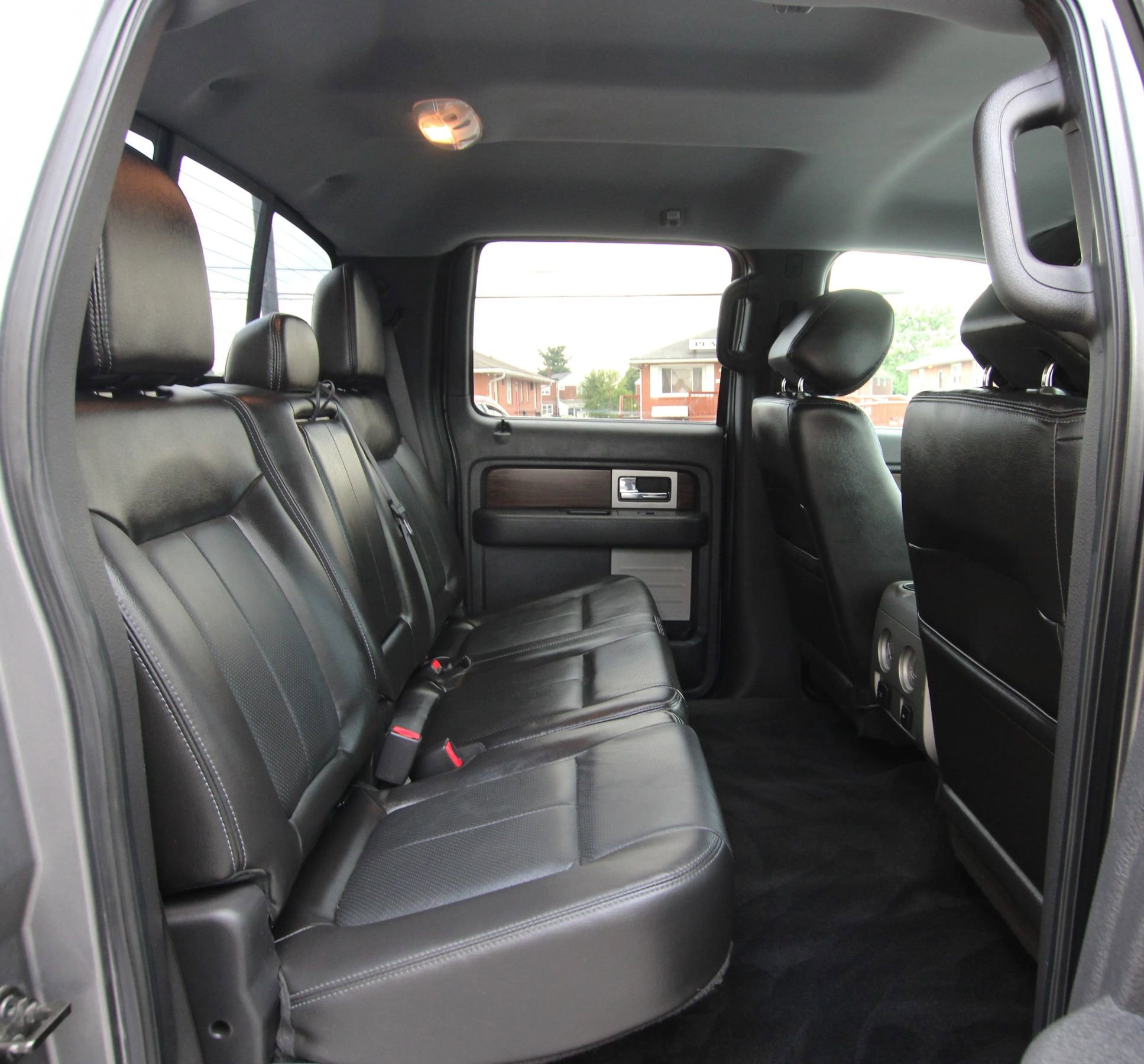Used 2013 Ford F150 Lariat w/ Lariat Chrome Pkg AWD/4WD image 11
