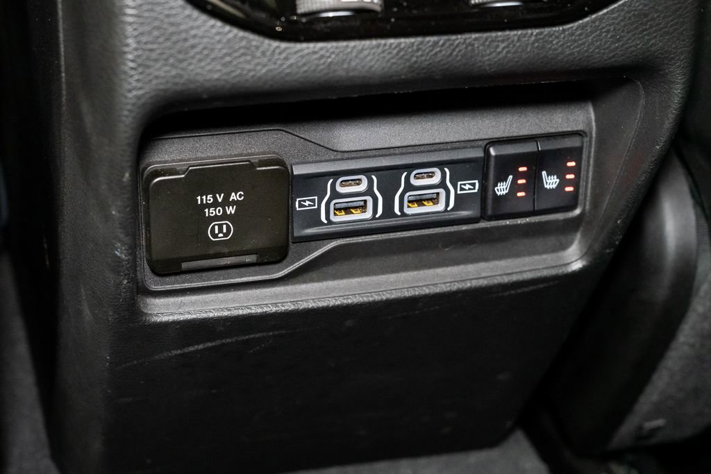 Used 2024 Jeep Grand Cherokee Limited w/ Trailer Tow Package image 23