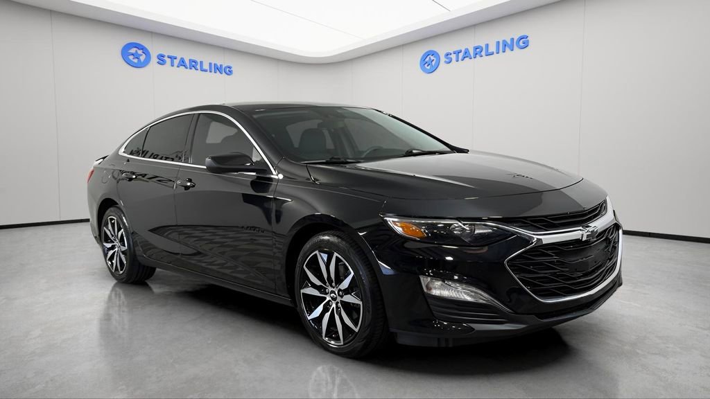 Used 2024 Chevrolet Malibu RS FWD image 13