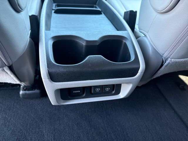 Used 2018 Honda Odyssey Touring image 23