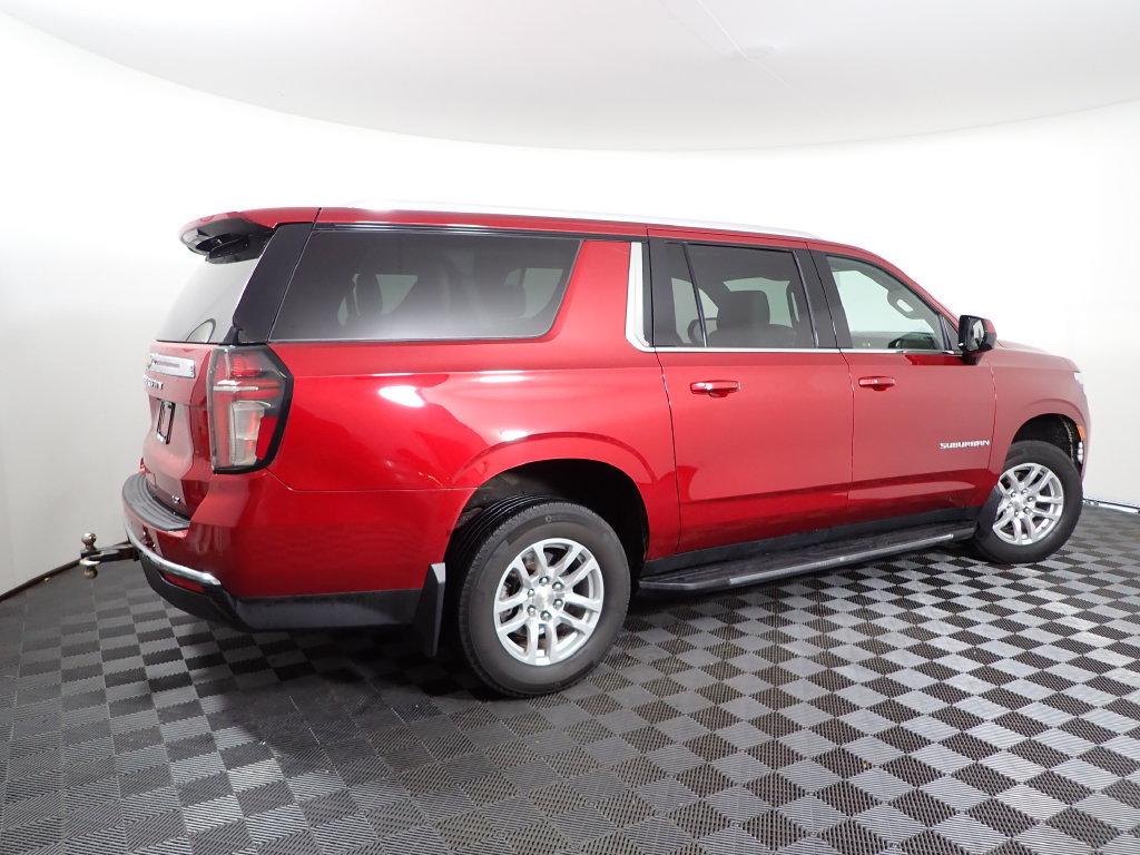 Used 2021 Chevrolet Suburban LT AWD/4WD image 21