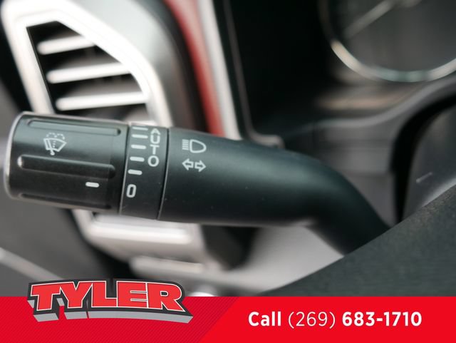 Used 2018 Ford F150 Platinum w/ Technology Package AWD/4WD image 26