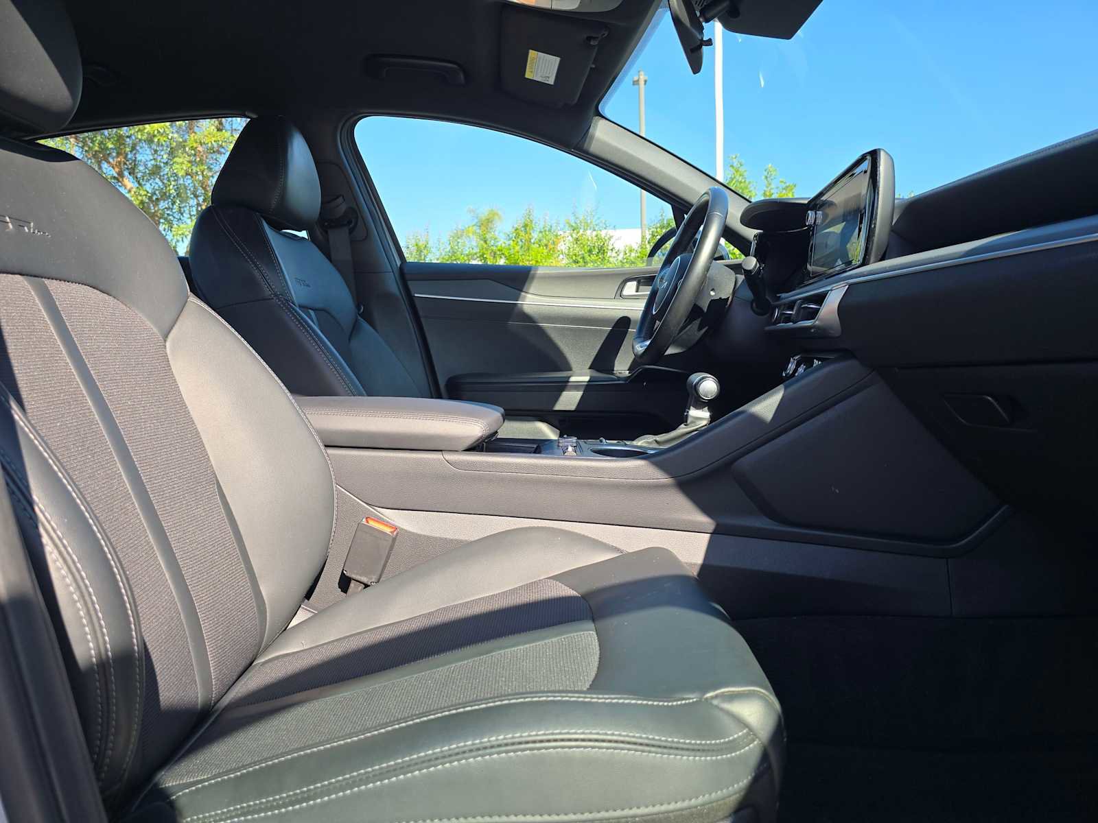 Used 2024 Kia K5 GT-Line w/ GT-Line Premium Package image 11