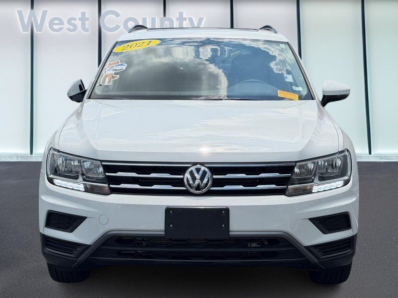 Used 2021 Volkswagen Tiguan SE w/ Panoramic Sunroof Package AWD/4WD image 10
