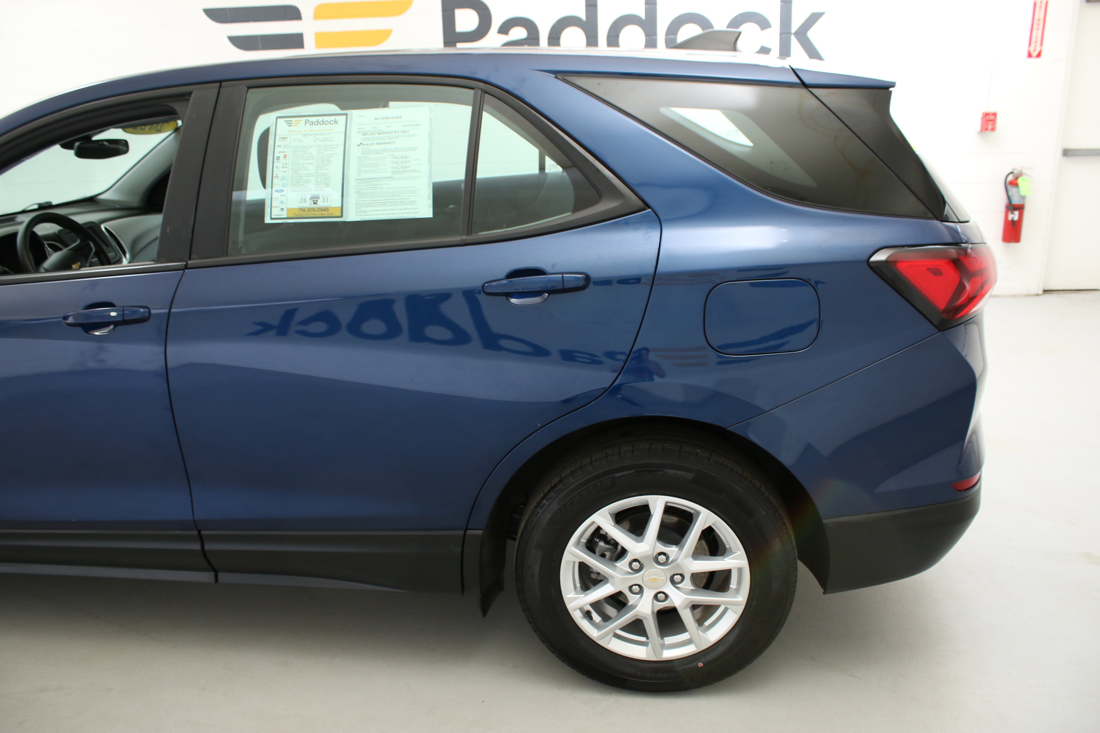 Used 2022 Chevrolet Equinox LS FWD image 5