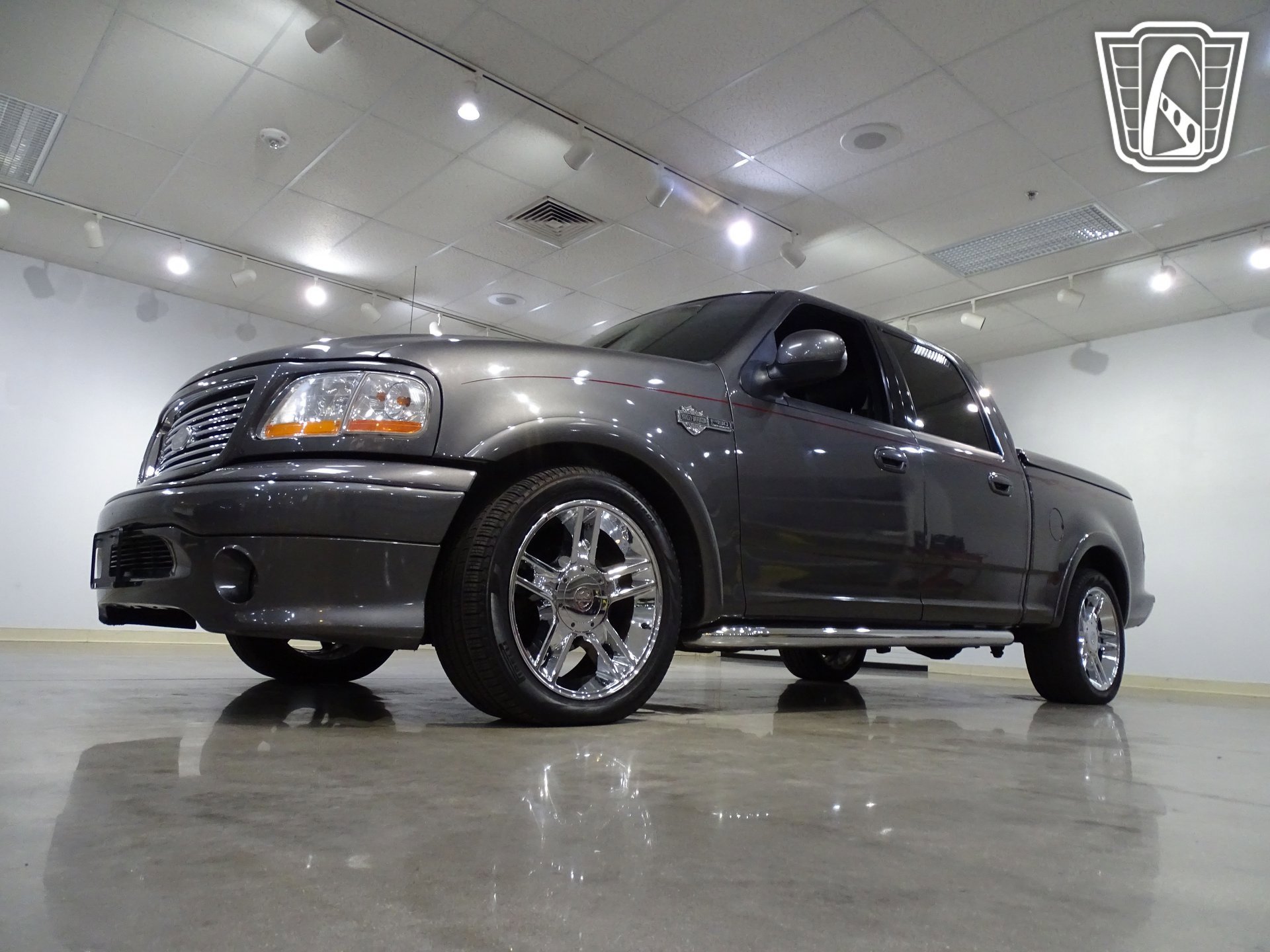 Used 2002 Ford F150 Harley-Davidson RWD image 4