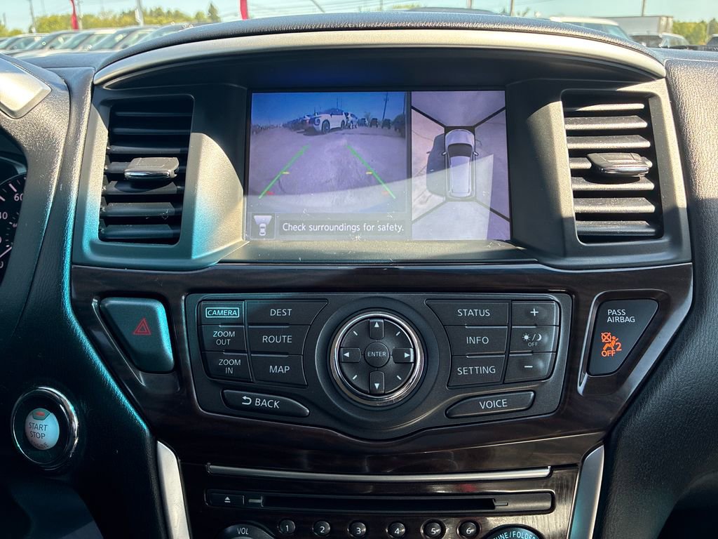 Used 2014 Nissan Pathfinder Platinum w/ Platinum Premium Package AWD/4WD image 31