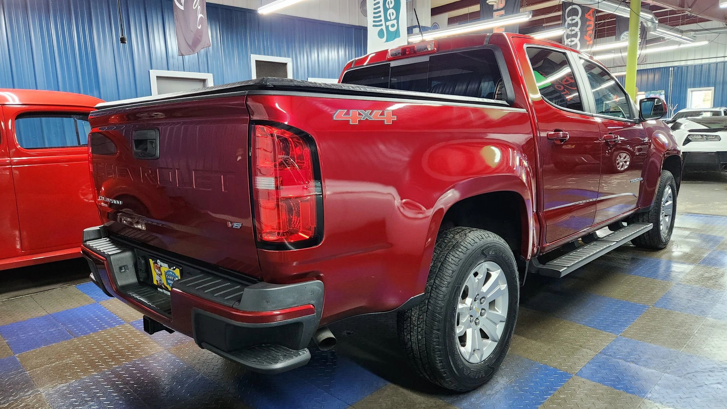 Used 2021 Chevrolet Colorado LT w/ LT Convenience Package image 3
