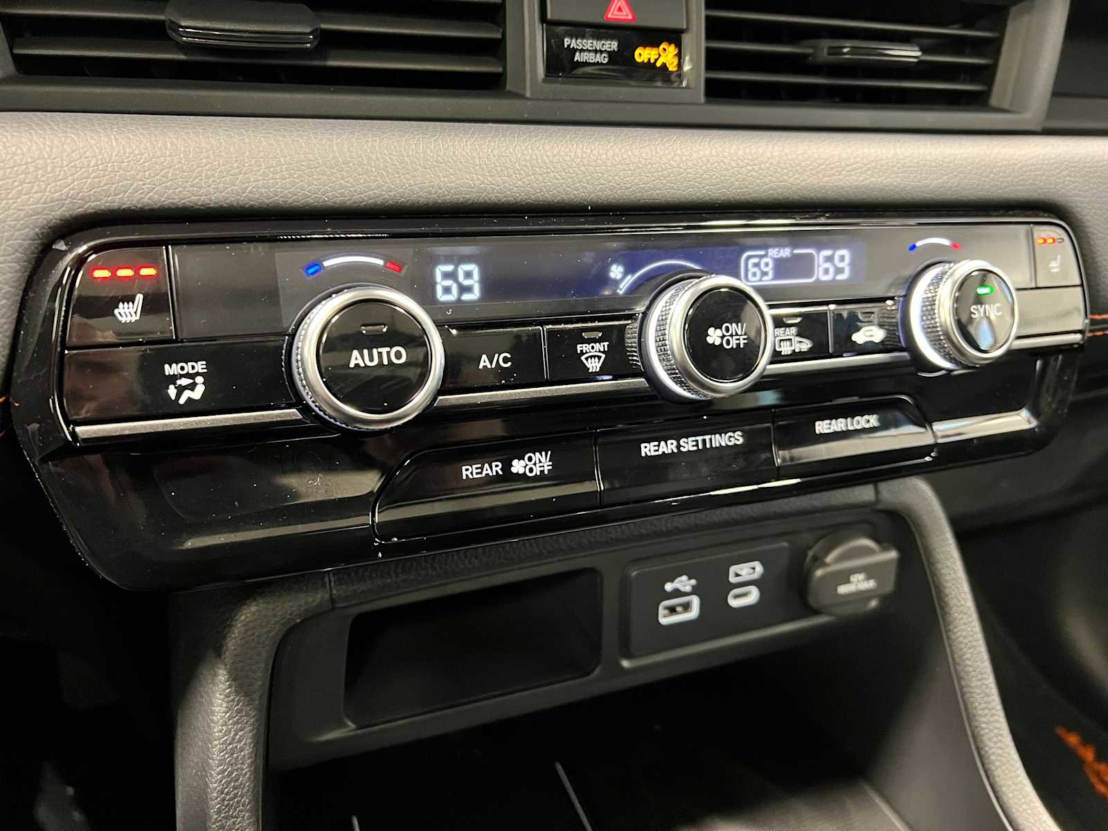 New 2025 Honda Pilot TrailSport image 22