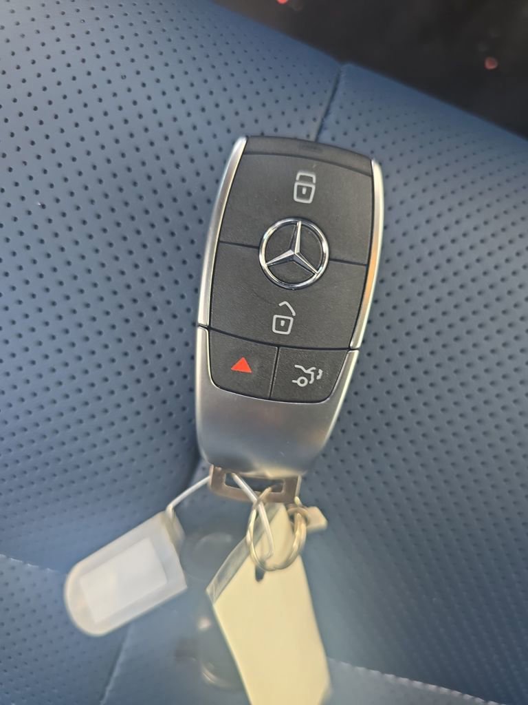 New 2026 Mercedes-Benz GLS 450 4MATIC image 29