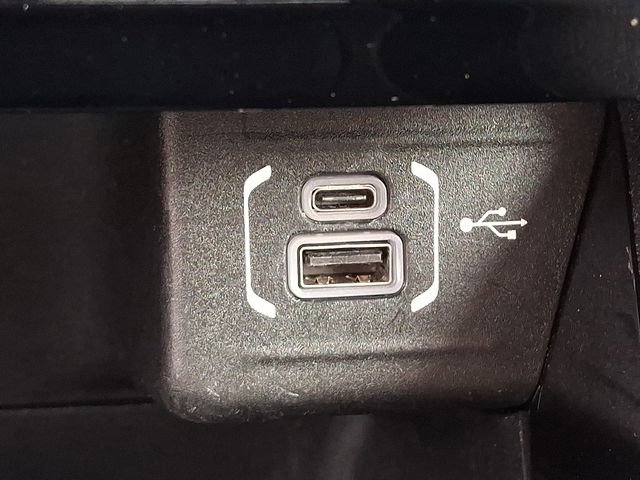 Used 2024 Jeep Compass Limited image 25