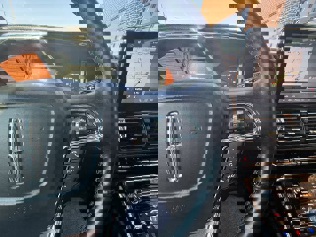 Used 2020 Lincoln Navigator Reserve w/ Luxury Package image 27