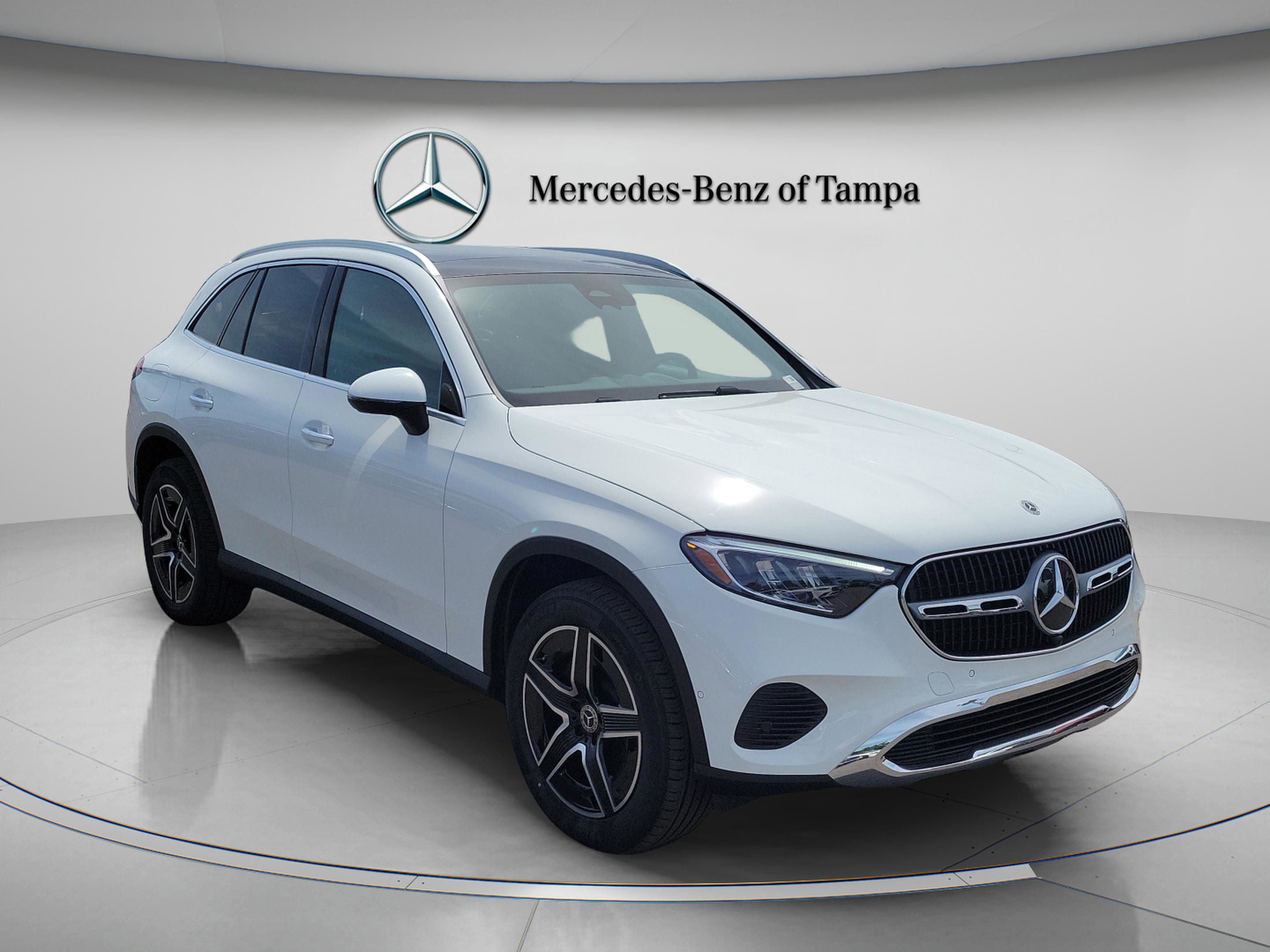 Certified 2026 Mercedes-Benz GLC 300 4MATIC image 4
