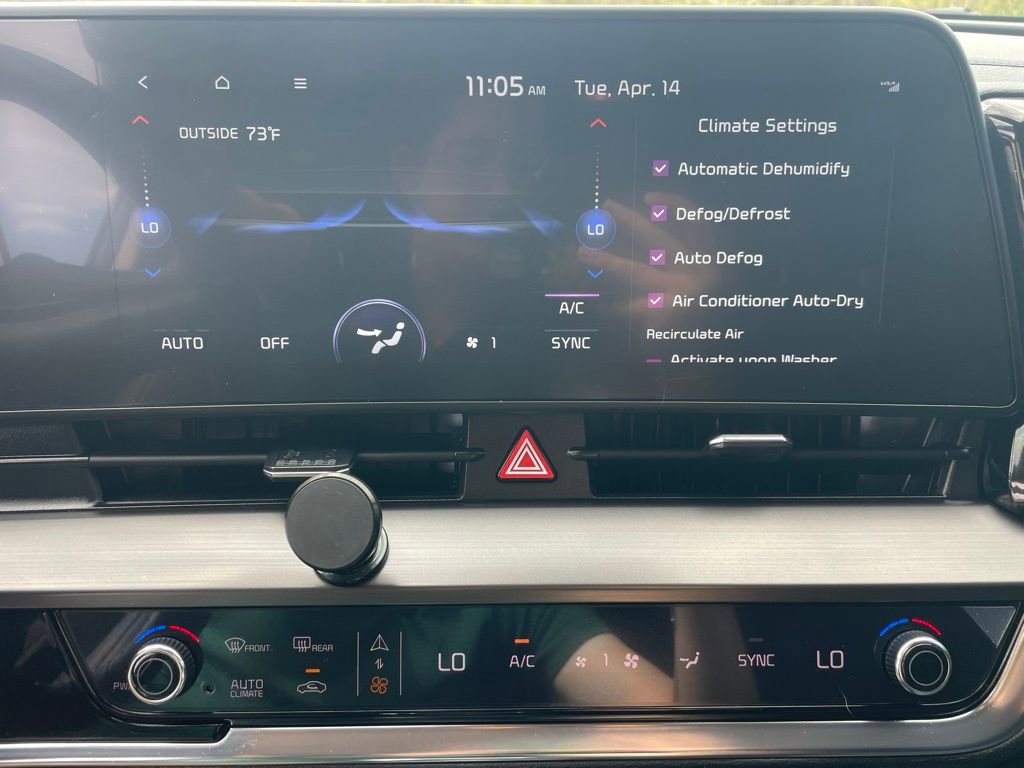 Used 2024 Kia Sportage EX image 28