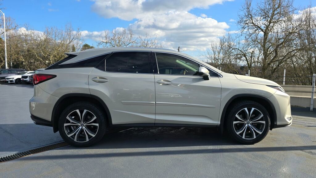Used 2020 Lexus RX 350 AWD w/ Premium Package image 2