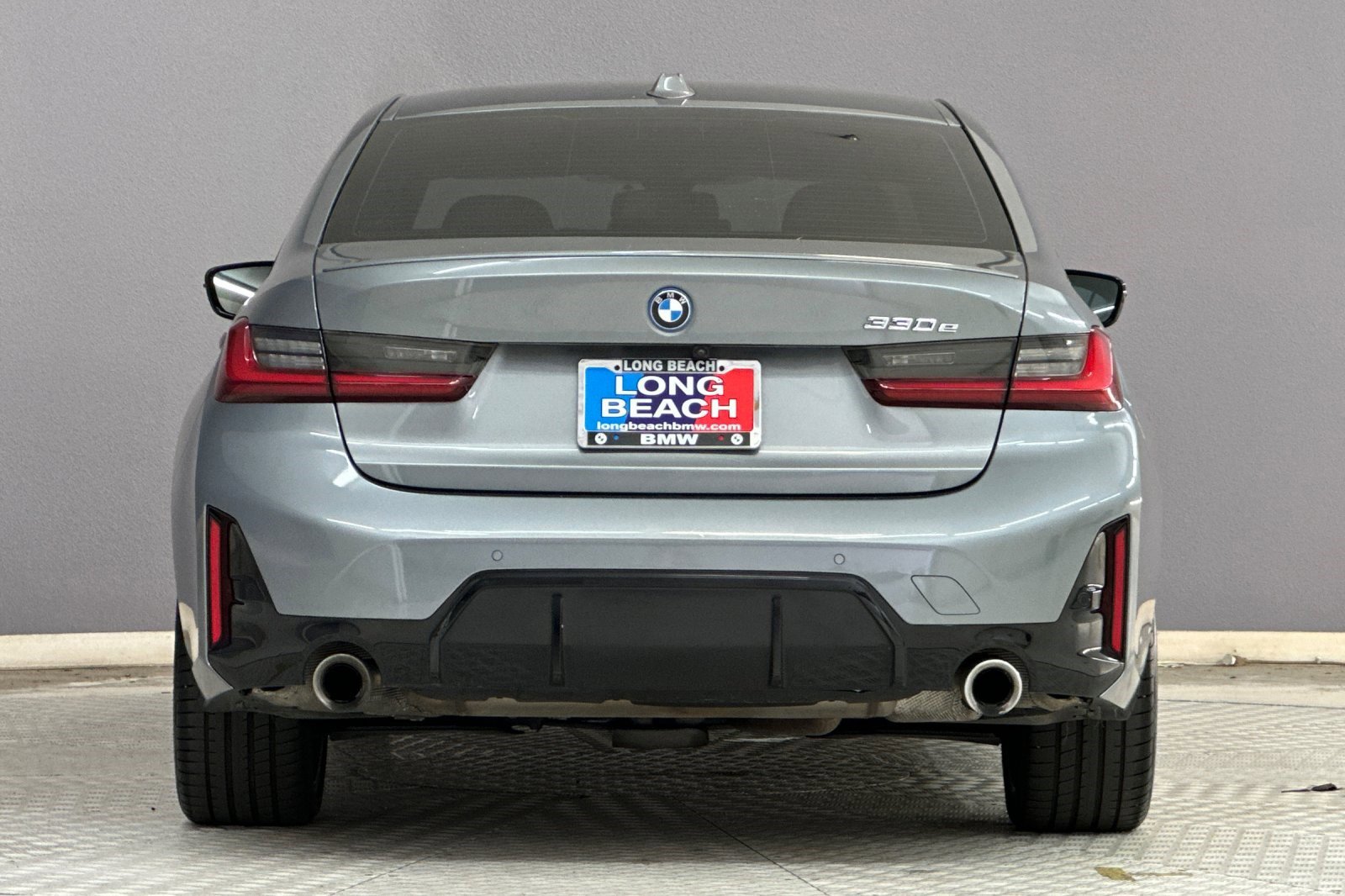 Used 2023 BMW 330e w/ M Sport Package image 9