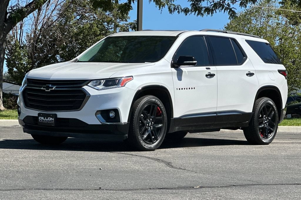 Used 2019 Chevrolet Traverse Premier w/ Redline Edition AWD/4WD image 11