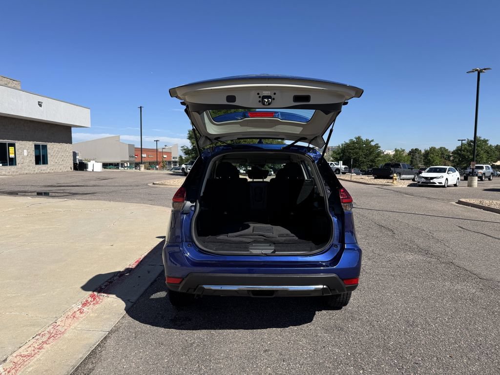 Used 2020 Nissan Rogue S AWD/4WD image 8