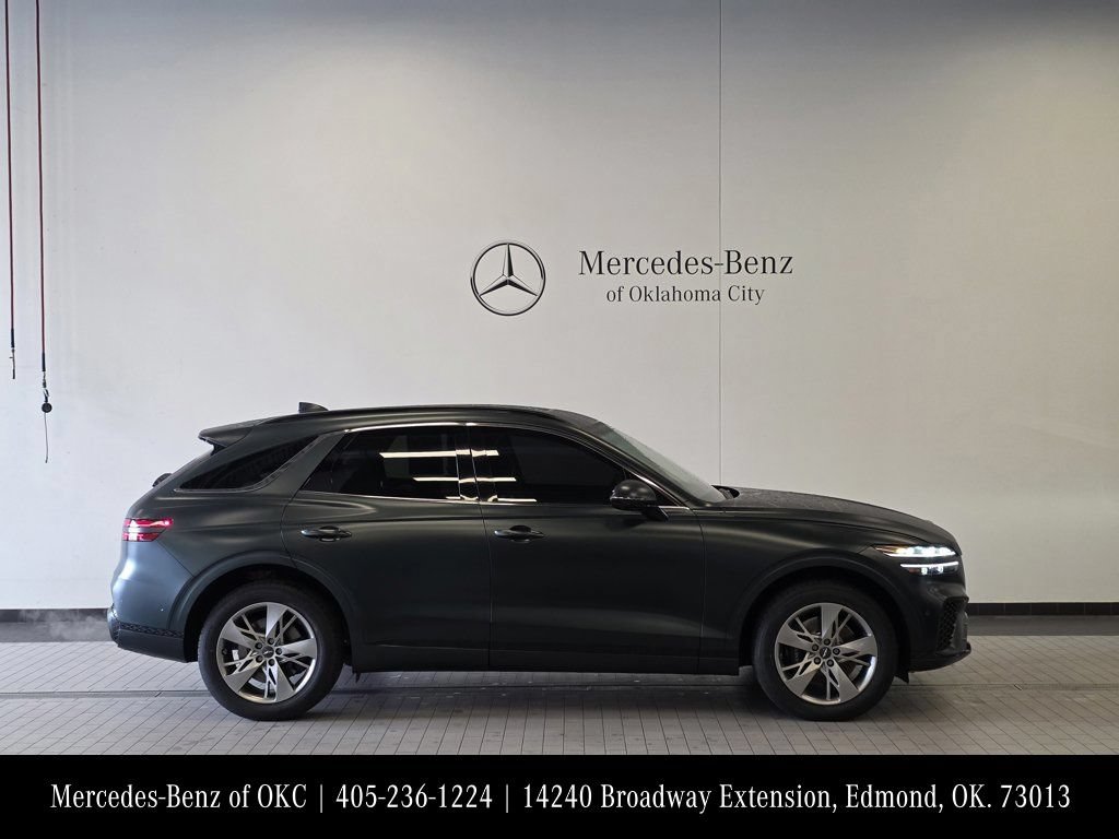 Used 2023 Genesis GV70 3.5T Sport w/ Sport Advanced Package AWD/4WD image 4