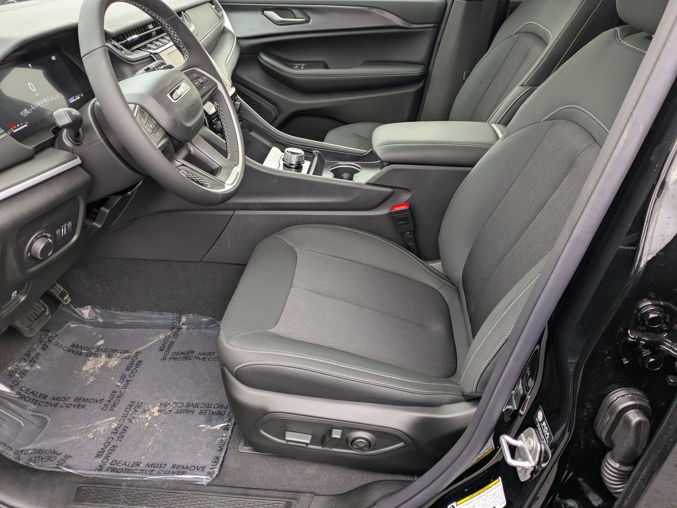 New 2026 Jeep Grand Cherokee Laredo X AWD/4WD image 12