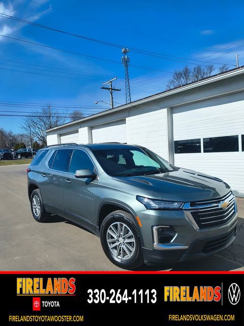 Used 2023 Chevrolet Traverse LT image 1