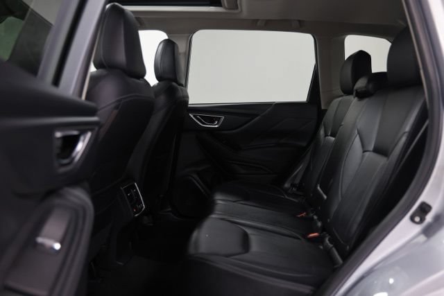 Used 2020 Subaru Forester Touring AWD/4WD image 33